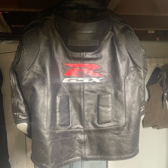 Suzuki GSXR Men's Motorcycle Jackets Black Cowhide Biker Racing Sports XL - Picture 2 of 2